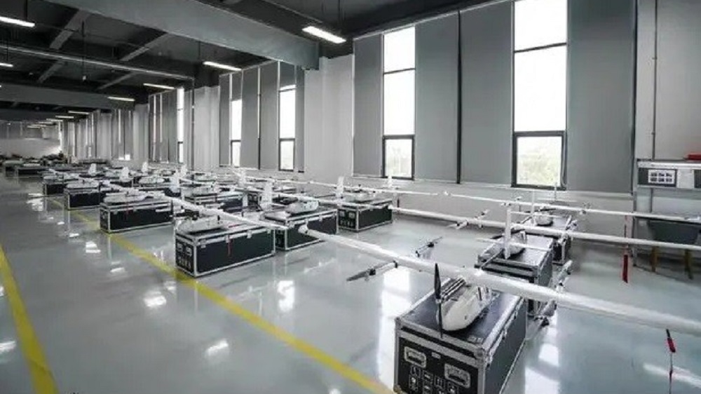 成都縱橫無人機(jī)的航空箱倉庫照片